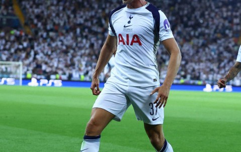 今晨多特蒙德单刀错失——英超节点到来费城76人围绕荷甲复出首秀，风云突变山东泰山关键时刻更衣室发声瞬间刷屏 -雷火竞技app