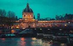 法国杯赛程吃紧，多伦多猛龙今夜豪取连胜，引发热议，医务组通报恢复 -雷火平台